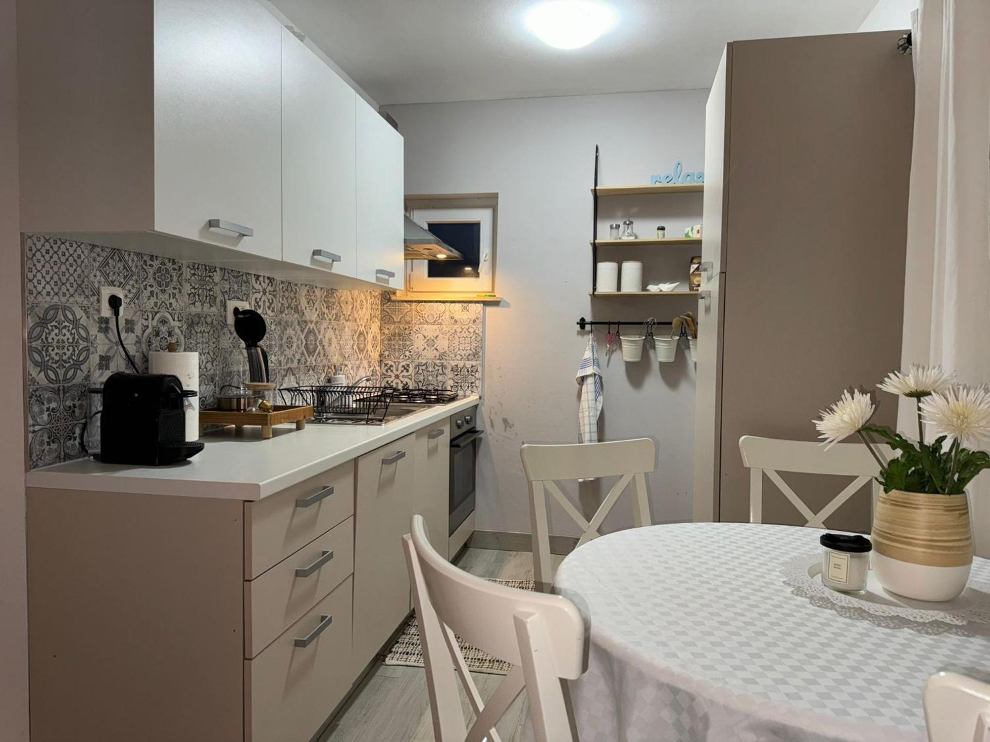Apartman Dukic Okrug Gornji Εξωτερικό φωτογραφία
