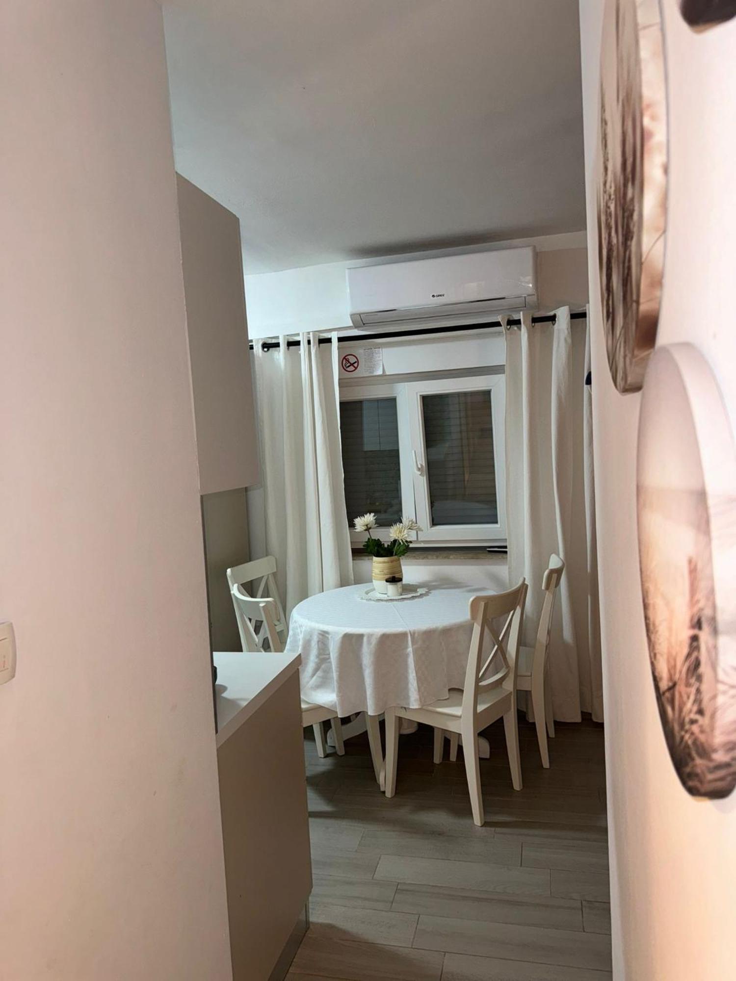 Apartman Dukic Okrug Gornji Εξωτερικό φωτογραφία